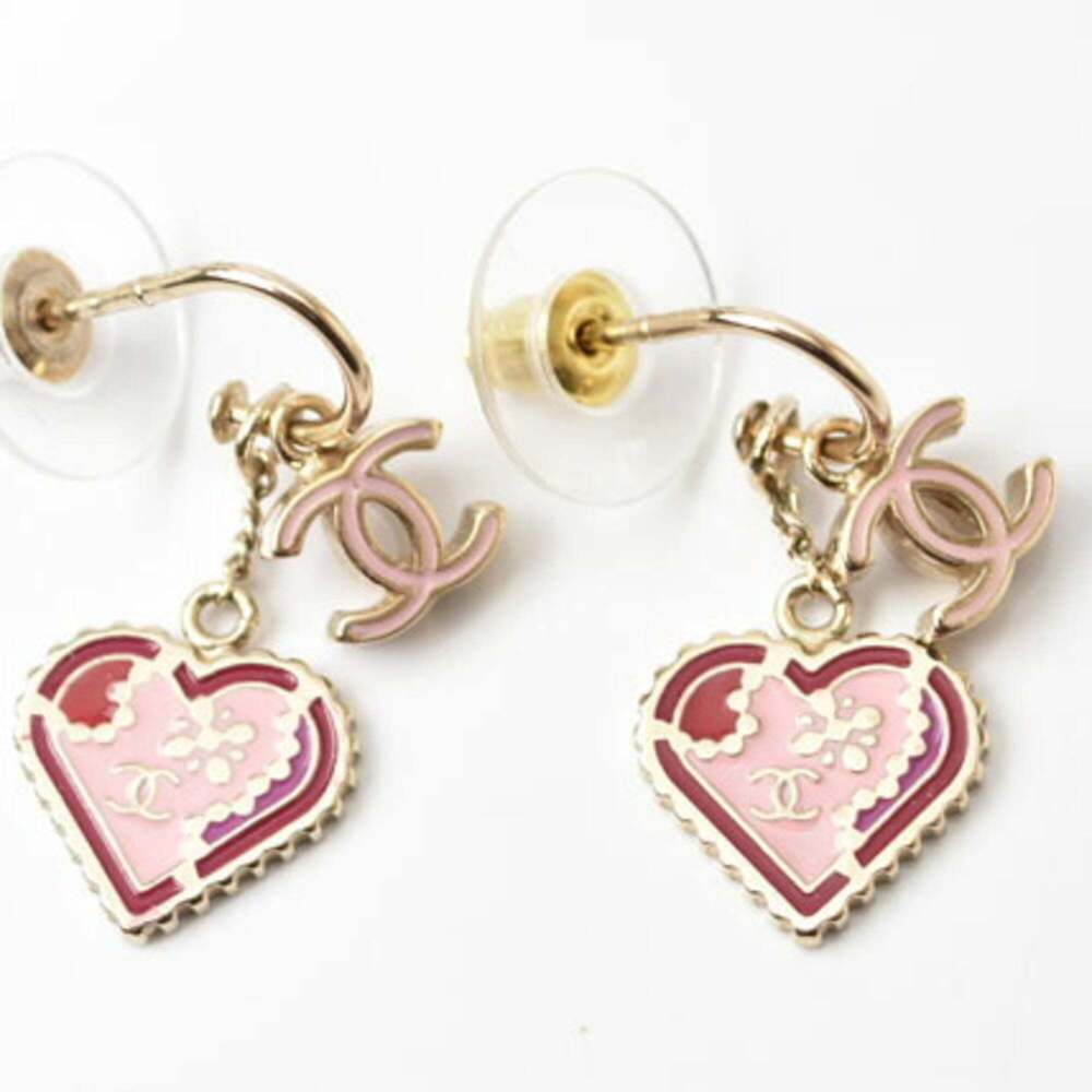 CHANEL Authentic Pink Heart Earrings - Picture 3 of 6